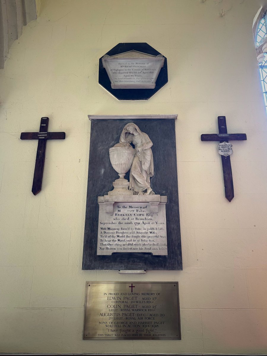 WWI battlefield crosses for Privates King & Baxter bookend a typical late 18th century memorial for Berkely Cope Esq. at St Nicholas’, Bromham #Woodensday #WallsOnWednesday