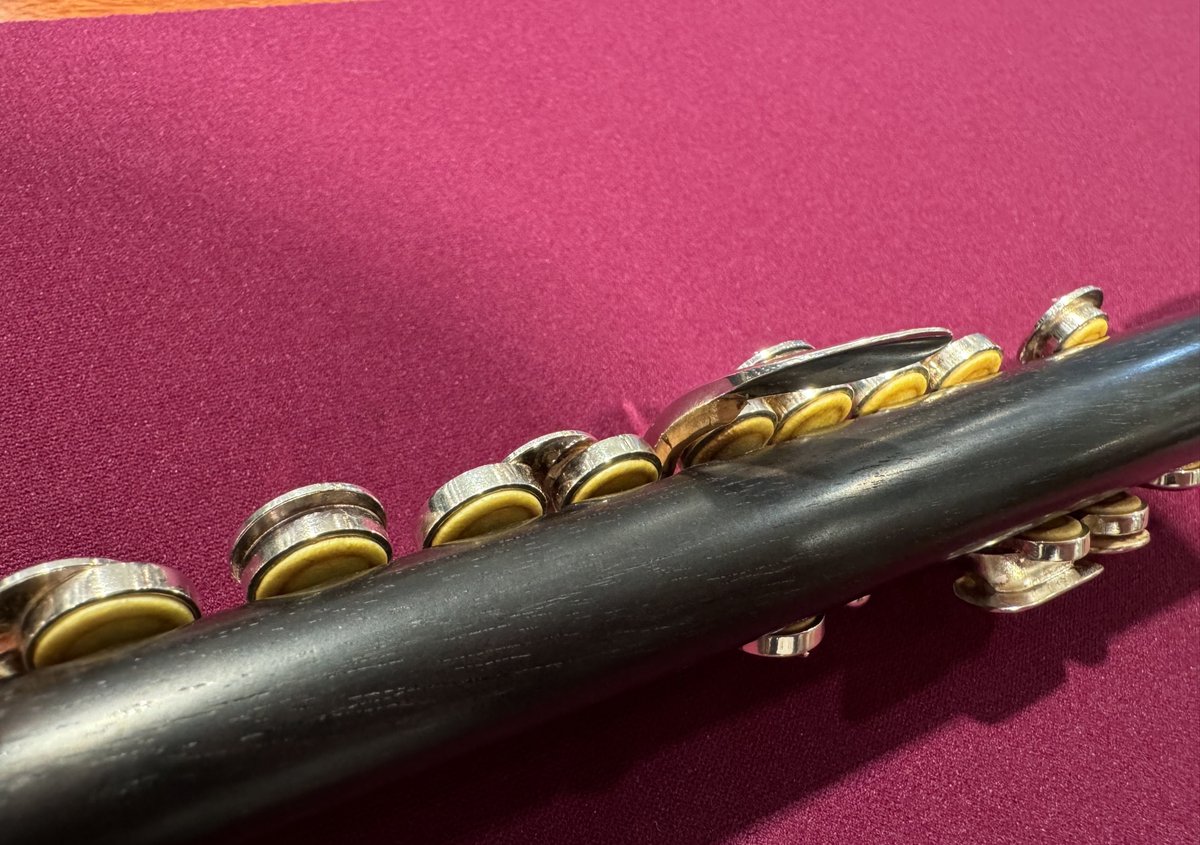 中古ピッコロ情報】 P.ハンミッヒ「650/4」 管体グラナディラ材製