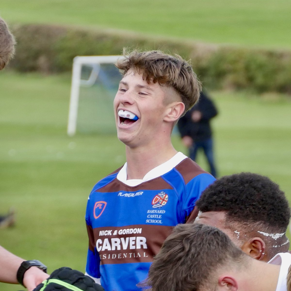 💙🦅🤎

🏉 Many congratulations to <a href="/barney_school/">Barnard Castle School</a> Upper Sixth student Joe D who has signed a two-year deal with the @FalconsRugby Senior <a href="/Academy_Falcons/">Newcastle Red Bulls Academy</a>!

🤝 We wish Joe, who represented England U18s this year, all the very best with the next stage of his promising career