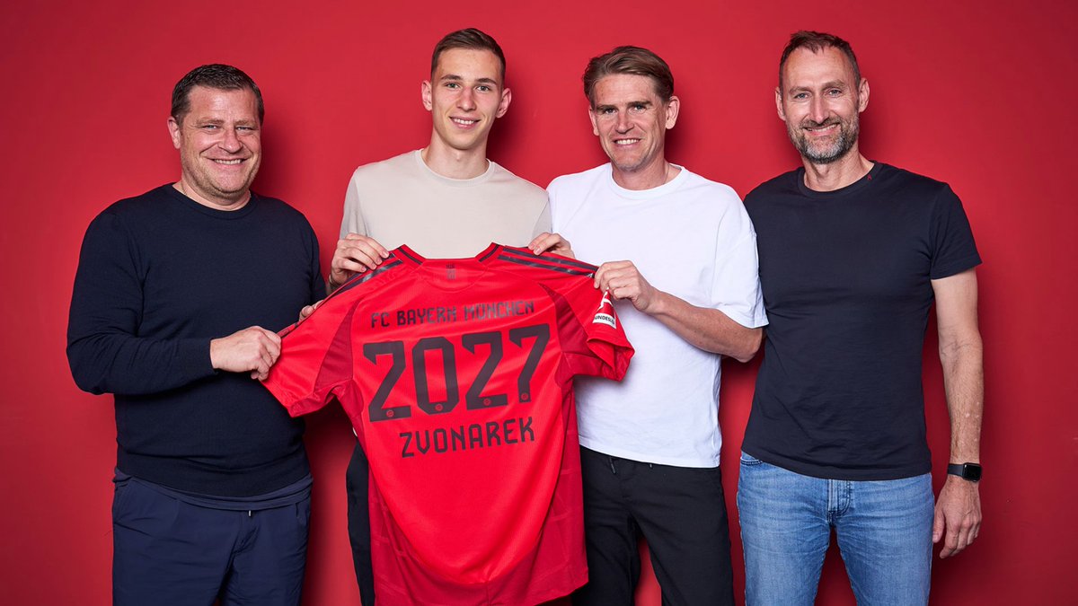 Christoph Freund: 'Lovro Zvonarek, Noel Aseko Nkili and Adam Aznou are young players with a lot of potential. The fact we can once again give three youth players professional contracts says a lot for our work at the FC Bayern Campus. It is our philosophy to have the greatest…