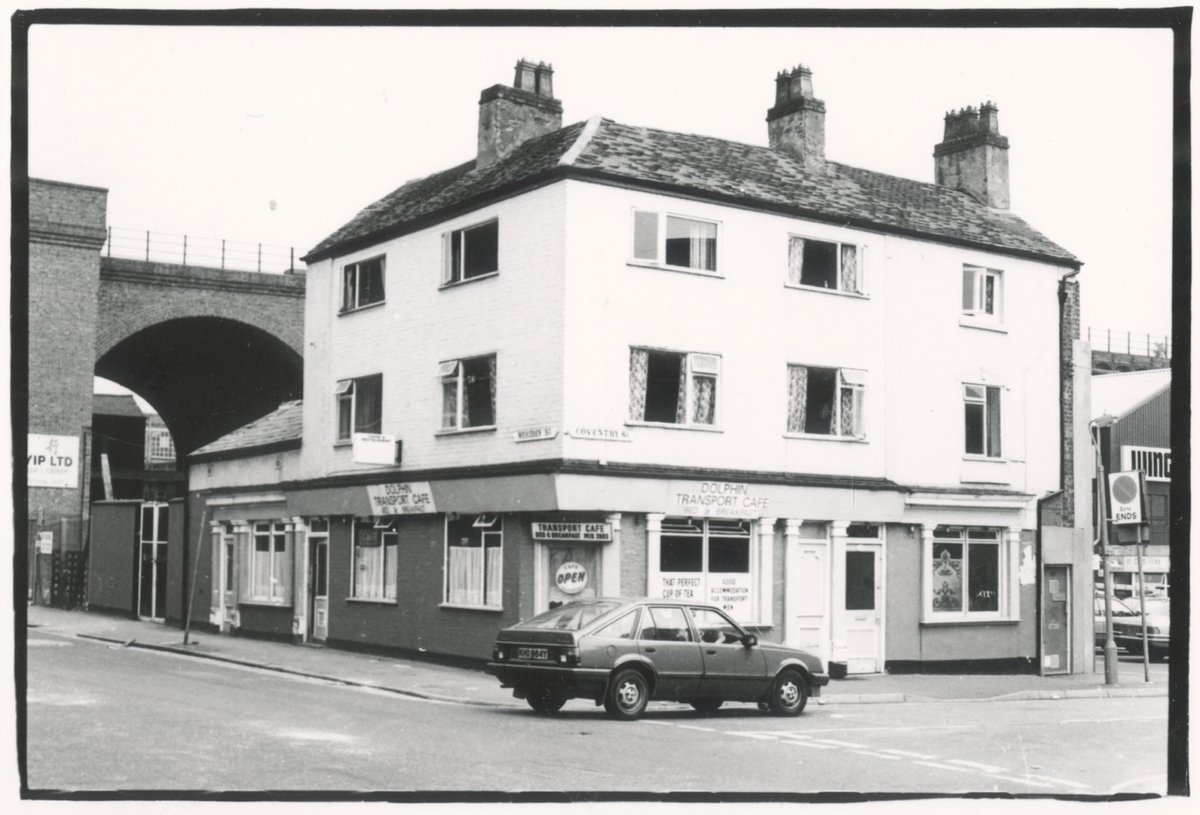 The Dolphin Transport Cafe, Meriden Street, Digbeth, 1980s. I'm guessing this was once a pub? If so, does anyone know its name? tinyurl.com/ye278srn #Birmingham #Digbeth #Brum #LocalHistory