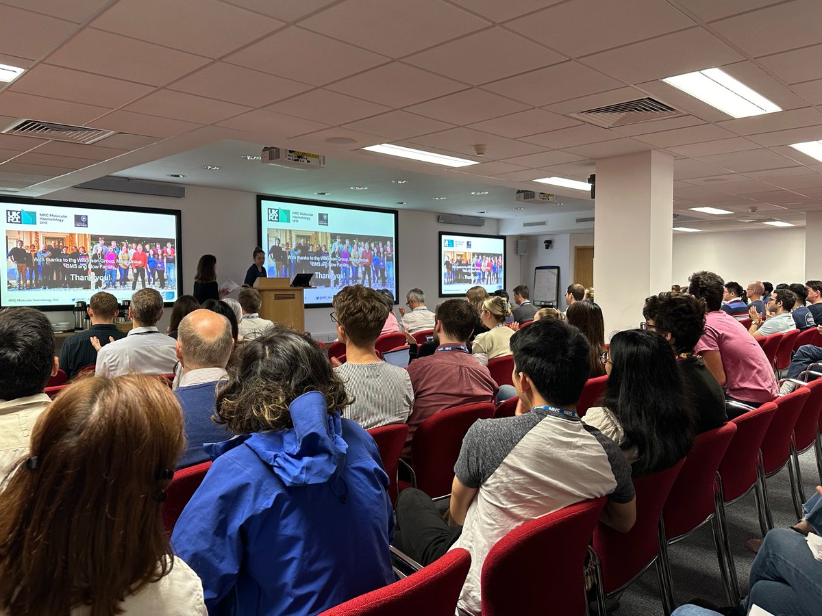 It was wonderful to see the Seminar Room so busy yesterday for our Student Presentation Day! Congratulations to everyone who presented, especially @lizthescientis1 (Rehwinkel Group), @IsaacSWalton (@Wilkie_Lab) and @josephhamley98 (@jdavieslab) who have been shortlisted for the