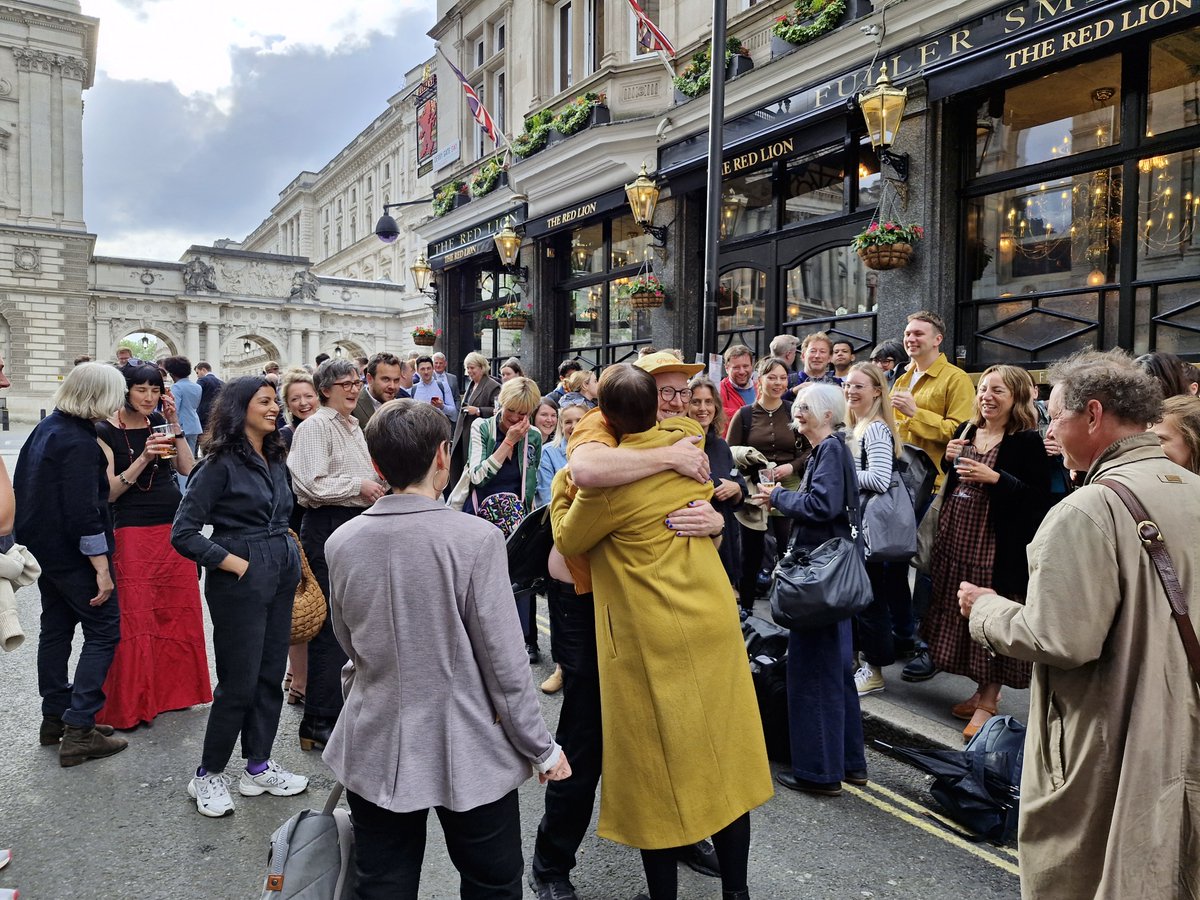 SURPRISE! Yesterday, an unsuspecting @CarolineLucas left Parliament to encounter a crowd of many of the people who have worked for her down the years! 🧵