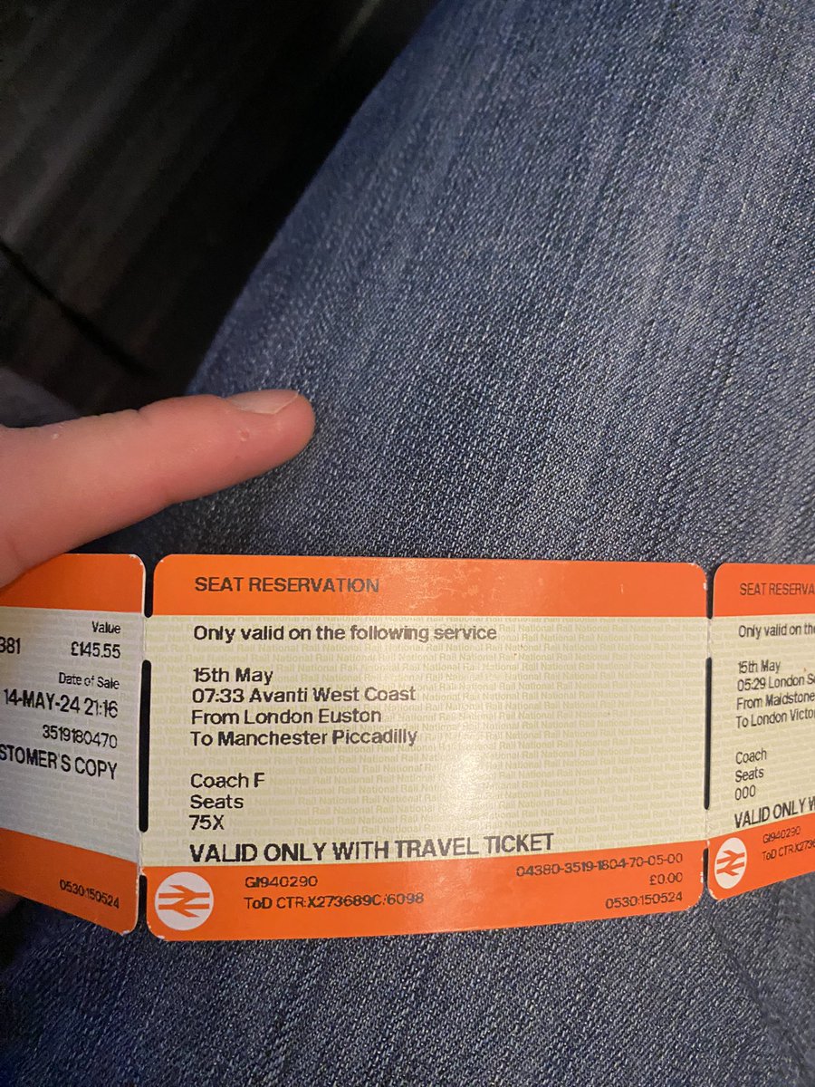 David Large🔆 tweet media