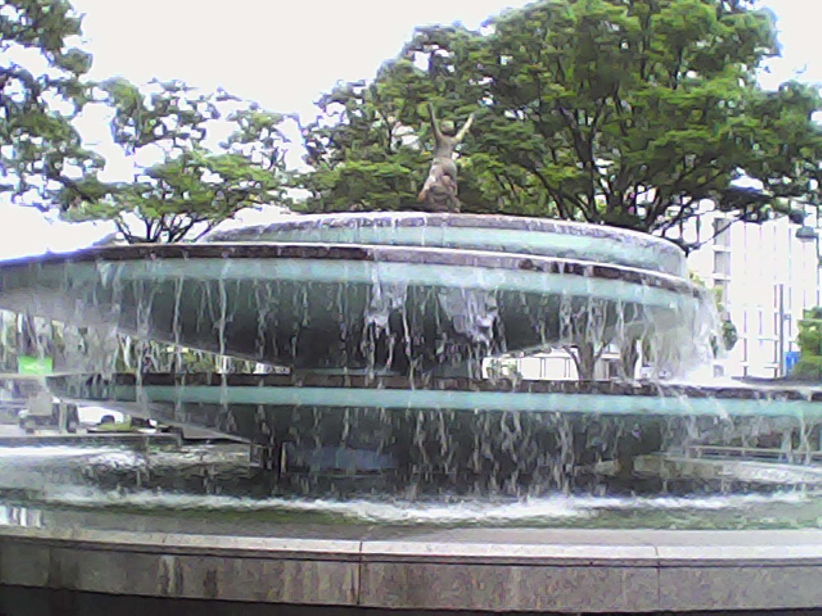 gemchanphoto's tweet image. そろそろポートレート撮影に復帰しようかな
#トイカメラ #toycamera #pienim  
にて撮影
#スナップ撮影 #snap #栄 #名古屋