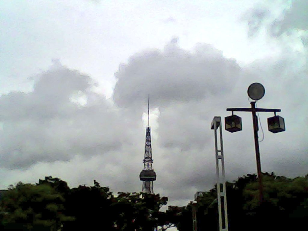 gemchanphoto's tweet image. そろそろポートレート撮影に復帰しようかな
#トイカメラ #toycamera #pienim  
にて撮影
#スナップ撮影 #snap #栄 #名古屋