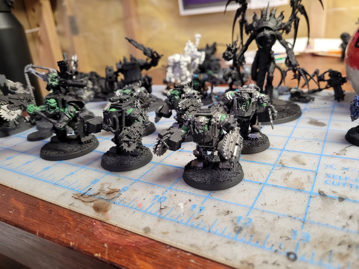 #hobbystreak day 2353, couple more with Leadbelcher on now. Two more to go. I think they'll go pretty quick after that. #40k #orks