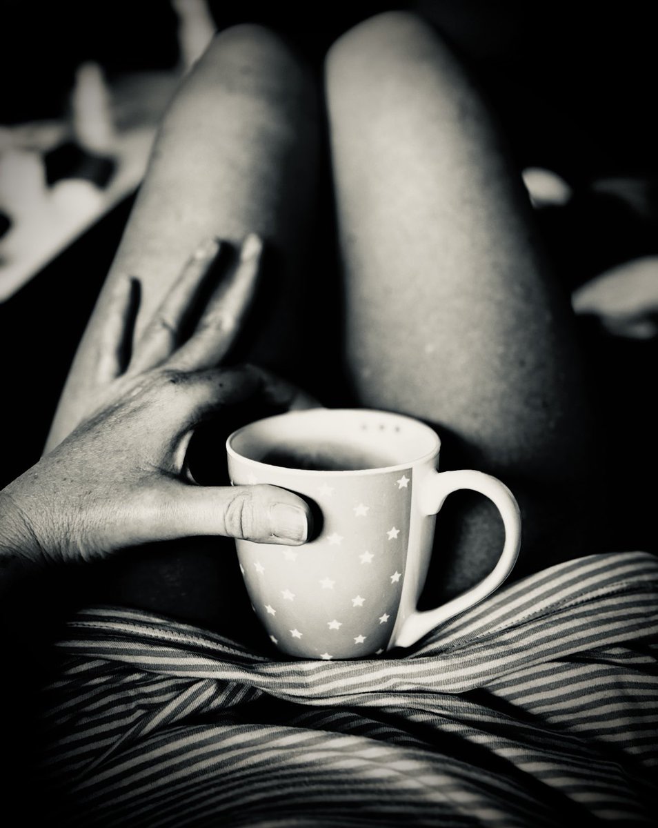 #KaffeeundBeine und #Streifenliebe
Guten Morgen ☀️☕️
