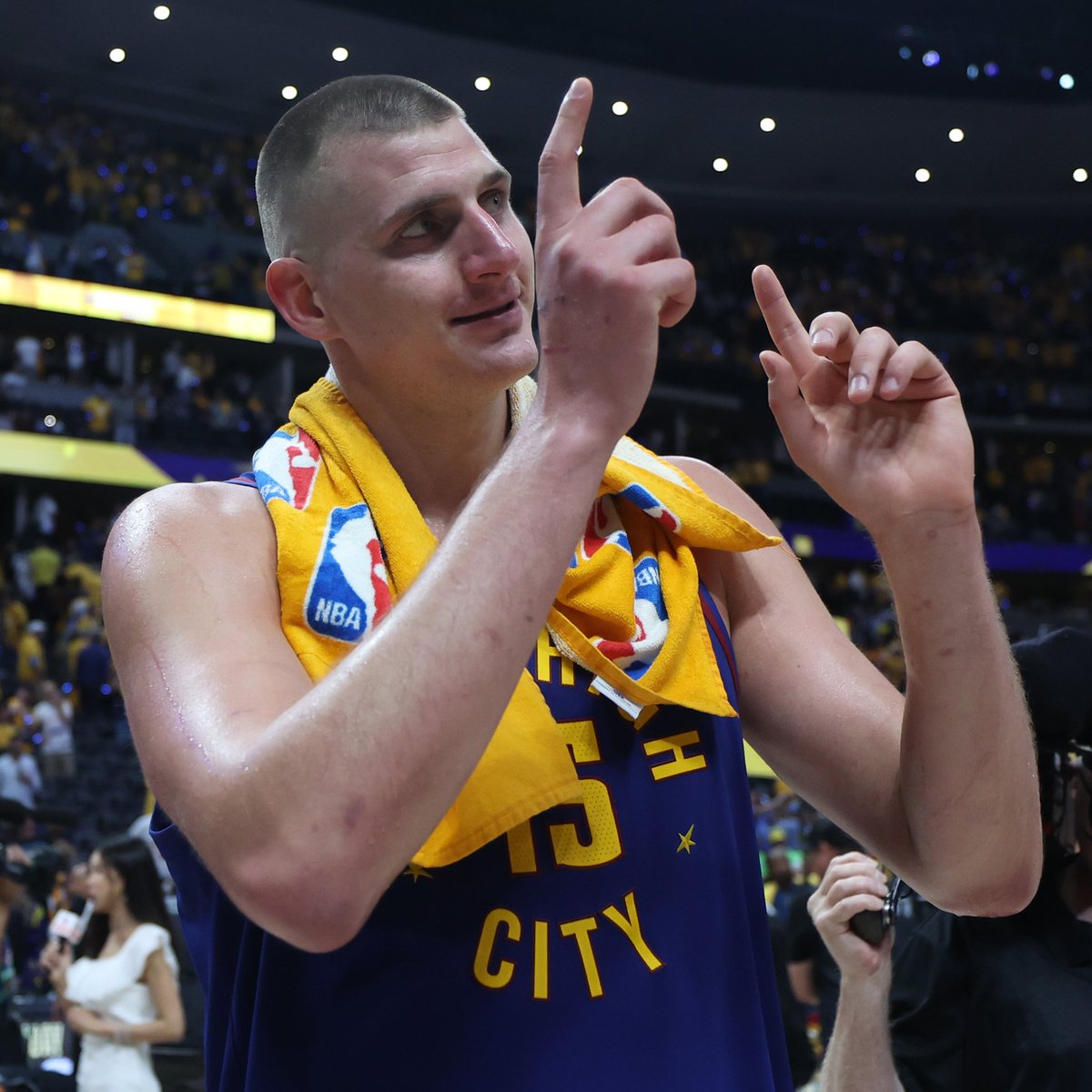 Denver take a 3-2 lead over Minnesota. They trailed 0-2 and can now close out the series in Game 6. 🃏Nikola Jokic goes off scoring 40 points and 13 assists (0 turnovers). #NBAPlayoffs #Road2Gold