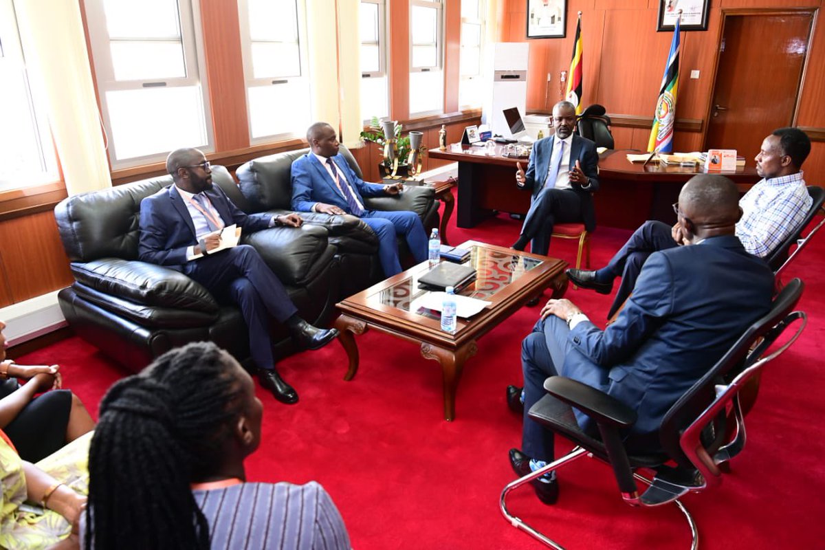 The CEO of Uganda Baati, Mr. George Arodi, together with his team, paid me a courtesy visit @Parliament_Ug yesterday. Uganda Baati celebrates its 60th Anniversary this year as Uganda’s No. 1 trusted quality building solutions provider. We discussed ways to improve policy