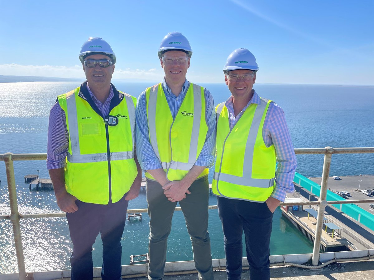 Last Thursday, we had an exciting day hosting Minister for Trade and Investment and Local Government, Joe Szakacs, his chief of staff Daniel Wills, and TradeStart Export Advisor Nigel Edmonds-Wilson on a tour of our #PortLincoln terminal. Western region Operations Coordinator,
