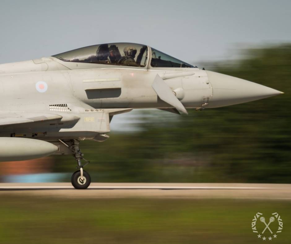 Ćwiczenie Astral Knight 24 W Polsce oraz na obszarze krajów bałtyckich (Estonii, Łotwy i Litwy) odbywa się ćwiczenie Sił Powietrznych USA w Europie. We wspólnym szkoleniu w naszym kraju biorą udział 🇵🇱 F-16, 🇬🇧 Eurofighter Typhoon oraz 🇺🇸 F-16 i F-35. Załogi samolotów