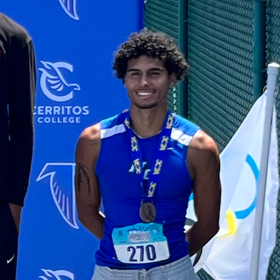 Congratulations going out to Men's Track Jordan Navarro for being named Moorpark College's Male Scholar Athlete of the Year. Jordan was third in the Decathlon at Southern California Finals and qualified for the State Meet.