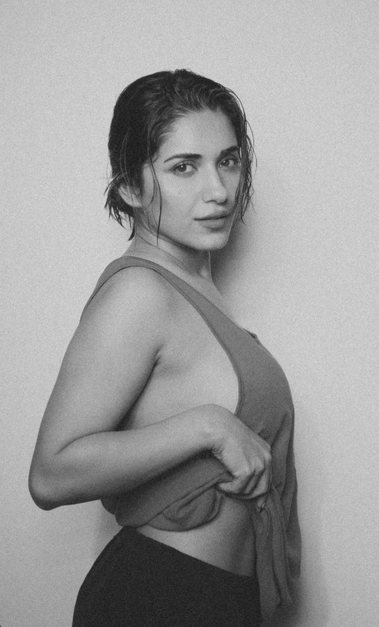 GNmKB_IW4AENr7w?format=jpg&name=900x900