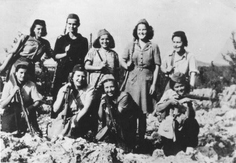 #taldiacomavui de 1943 les potències nazifeixistes iniciaven l’operació Sutjeska, a Bòsnia, enviant 127.000 efectius per esclafar les 20.000 partisanes que hi resistien.

La condundent victòria antifeixista va marcar el camí de la futura desfeta del nazisme a Yugoslàvia.