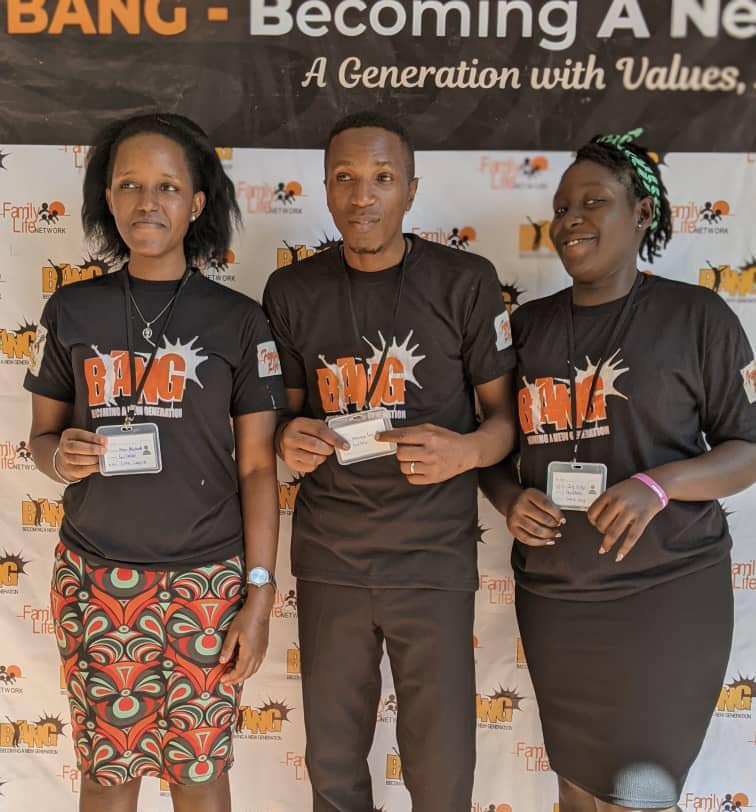 BecomingAN9767's tweet image. This day we share insights from the ongoing #BANG boot camp for young people. This is aimed at bringing up a new generation of youths with values, morals and character. Kudos to papa @stephenLanga
#BANG
#VMCs
#newgeneration