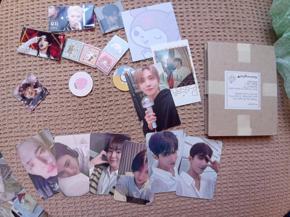 svt_maestra's tweet photo. Hi ateeeeee! The PCs arrived safely earlier today!!! I was so excited mag-open and i am over satisfied especially with the freebies ang cuteeeeee😭. Tamad ako magbigay ng fb but this needs to have (after this sa shoppee naman). Thank you so muuuuchieeee💙. @joyi_joyi_ https://t.co/xiRcPBXlSI