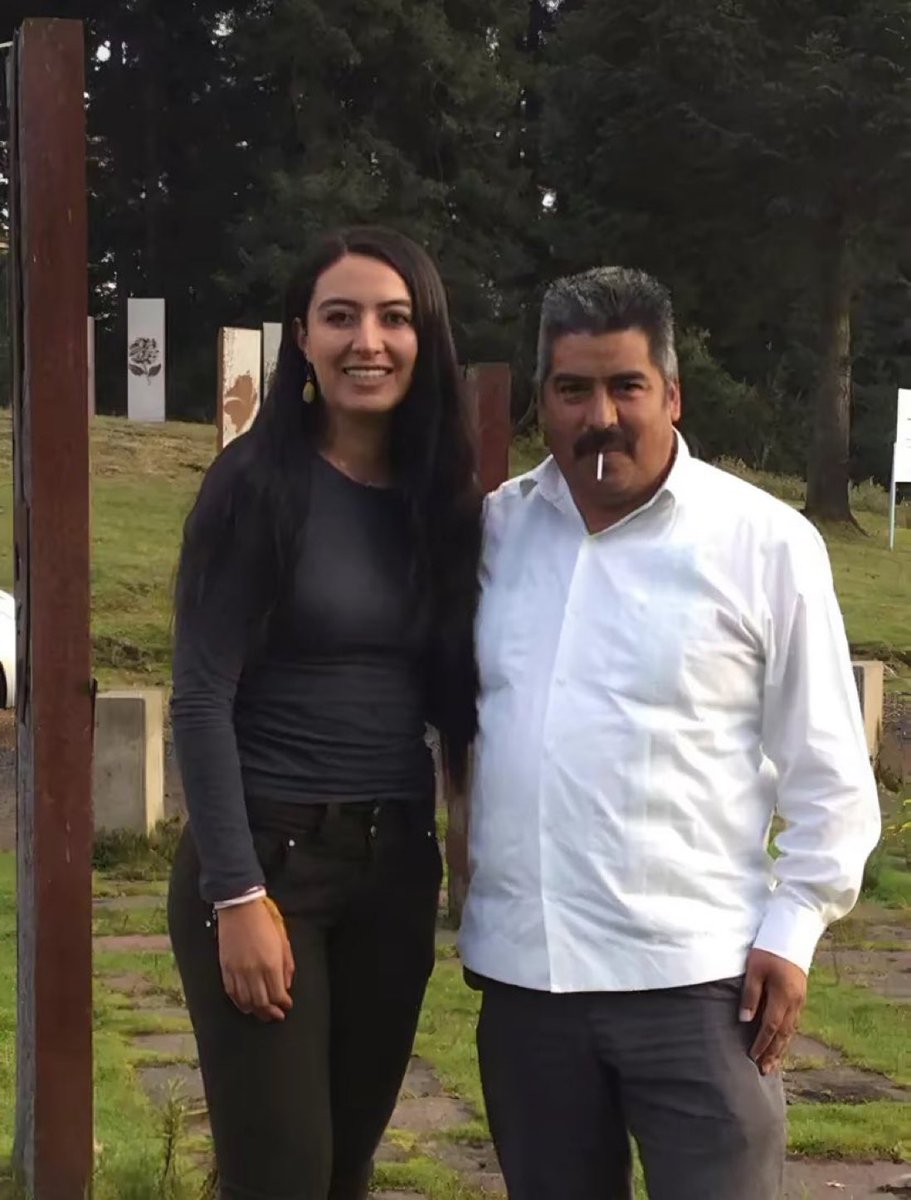 El7oficialmx's tweet photo. Que puto coraje atorado traigo después de ver el documental de Homero Gómez en Netflix. 
Y a esta hija de toda su puta perra estúpida y culera madre de Karina Alvarado ojalá algún día le caiga todo el puto peso de la ley y se pudra en la cárcel toda su putisima y miserable vida. https://t.co/IckOeJyvc6