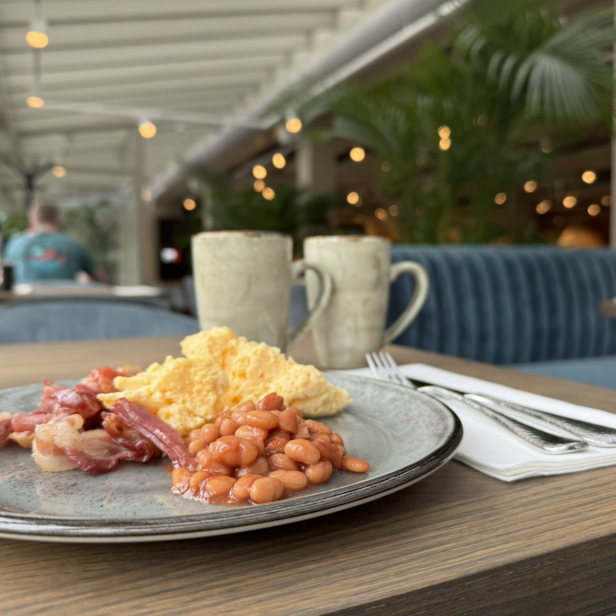 #hotelontbijtje...

#myview #hotel #CarltonOasis
#hotelSpijkenisse #Spijkenisse
. 
#food #foodporn #foodgasm #foodphotography #breakfast #breakfasttime #coffee #eggs #scrambledeggs #bacon