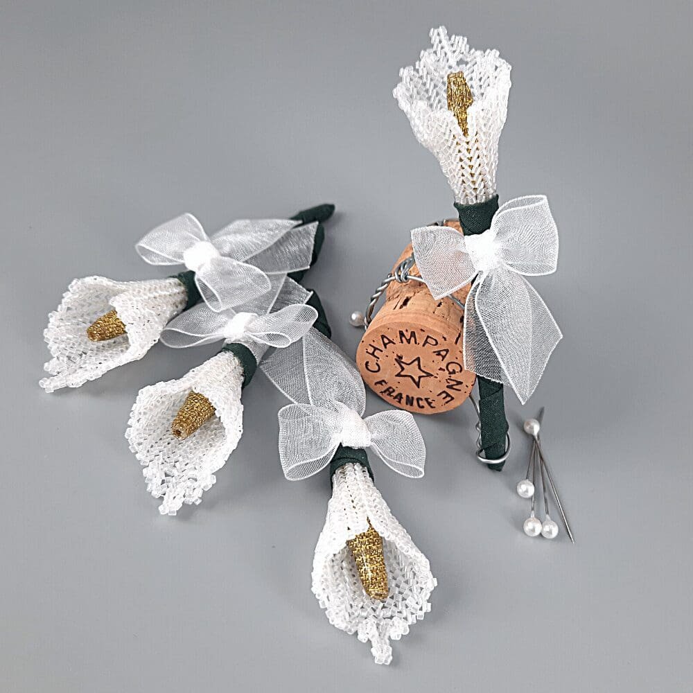 Mini Beaded Calla Lily Corsage Button Hole Grooms Boutonniere by @Cheryls_Jewels A stunning alternative to fresh flowers for that special day thebritishcrafthouse.co.uk/product/mini-b… #EarlyBiz #CGartisans #weddings
