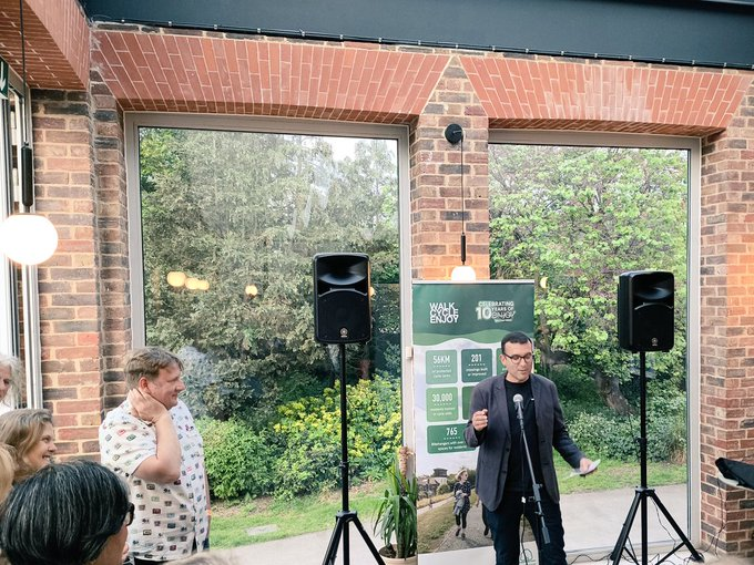 Was delighted to join @Labourstone & @GracieMaeW last night to celebrate 10 years of Waltham Forest's Mini Holland. @wfcouncil have transformed the area, improving walking, cycling & air quality for residents & inspiring countries around the world. Massive credit to @Labourstone