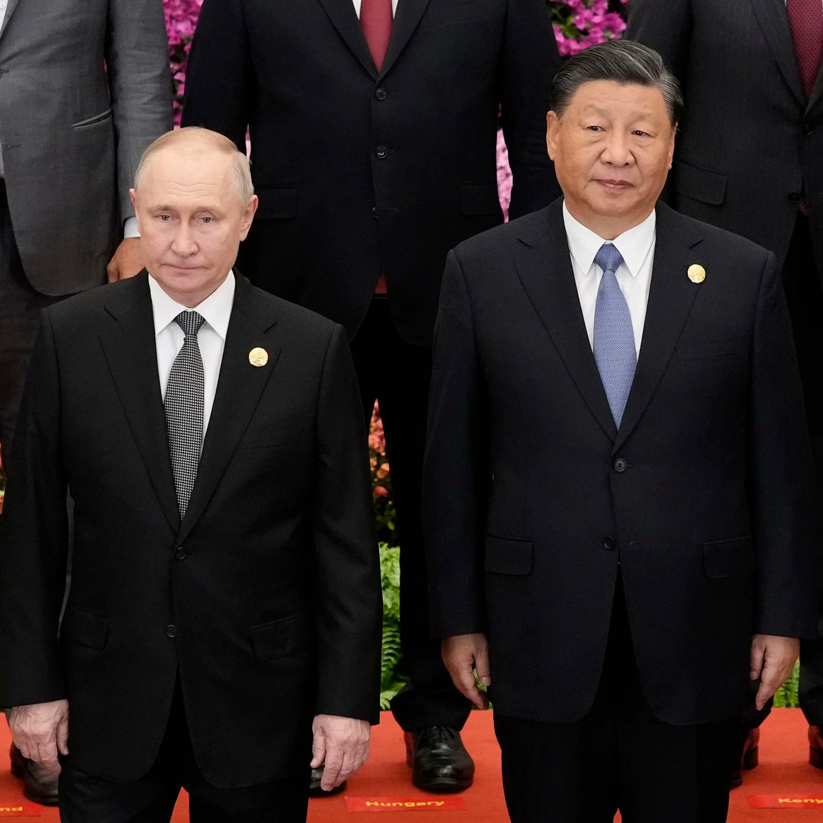 Cina si prepara ad ospitare Putin mentre i legami economici crescono sotto la pressione occidentale Pechino si aspetta di avere una 'lista della spesa' per Mosca nel contesto delle sanzioni ⬇️