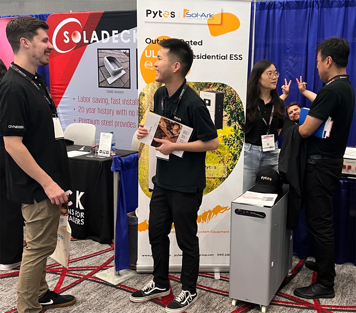 Pytes USA tweet media