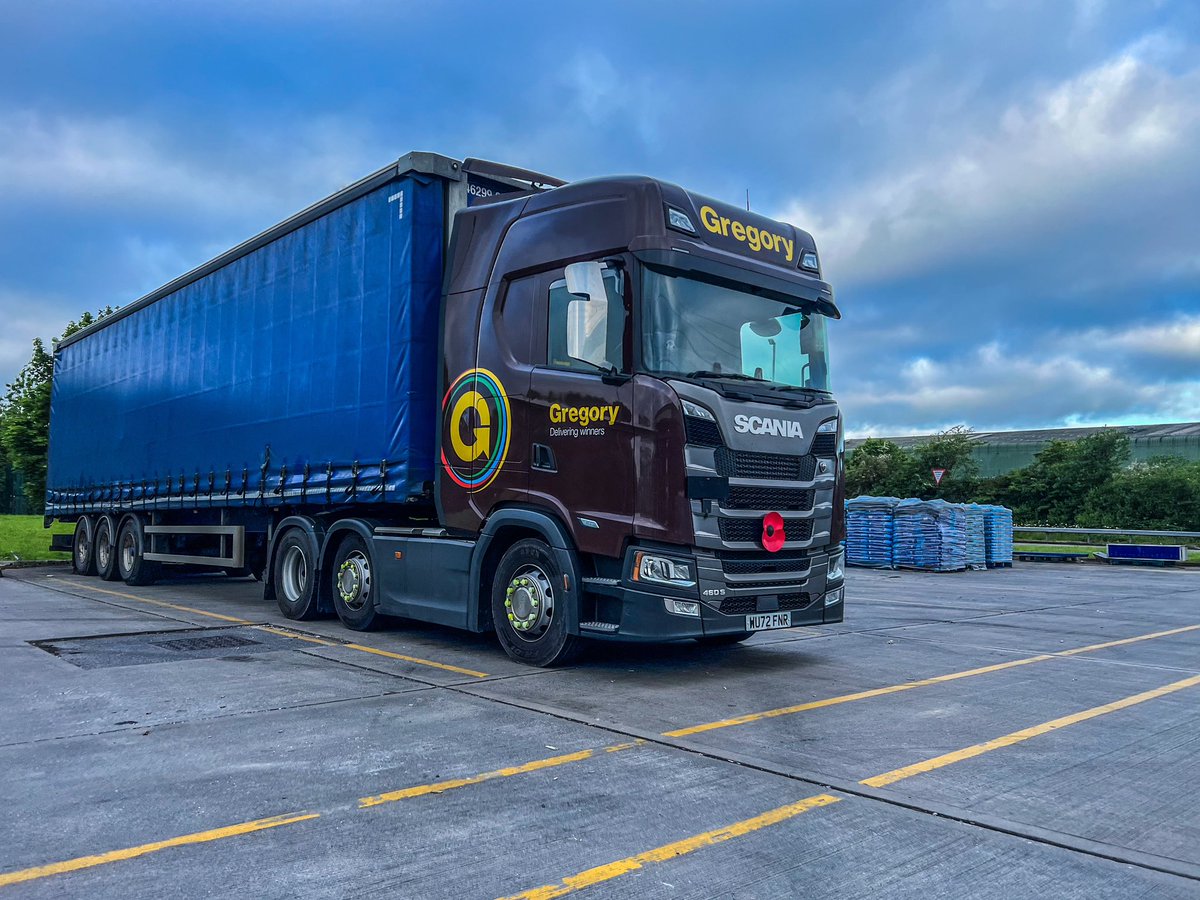 Good morning from Bridgwater ☁️

A mild and cloudy start to the day, but better than a wet one 🌧️ Starting the day with a local delivery before heading up to the Midlands later 🛣️

#HGV #Distribution #Haulage #Deliveringwinners #GregoryDistribution #Truck #TruckDriver #TruckLife