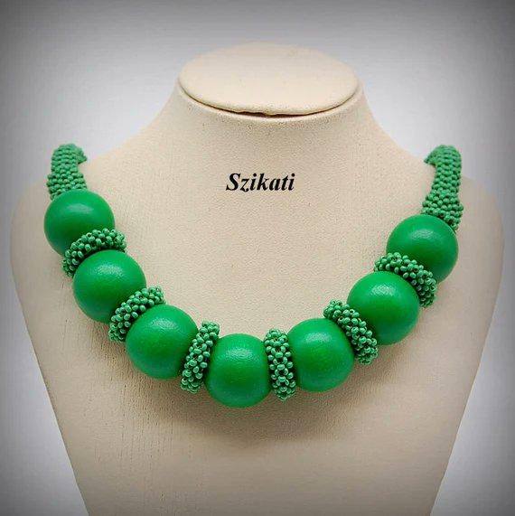 Green Beadwoven Necklace, Beaded High Fashion Jewelry, OOAK Women's Accessory, Unique Gift for Her, Original Beadwork, Statement Bead Art etsy.me/4aoeMrF @Etsy által