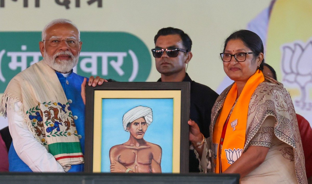hynewsyoutube's tweet image. youtu.be/Z8VPawhPriE

कोडरमा में विरोधियों को ऐसा बात बोले pm नरेंद्र मोदी की मच गयी हलचल | #kodermanews #loksabhaelection