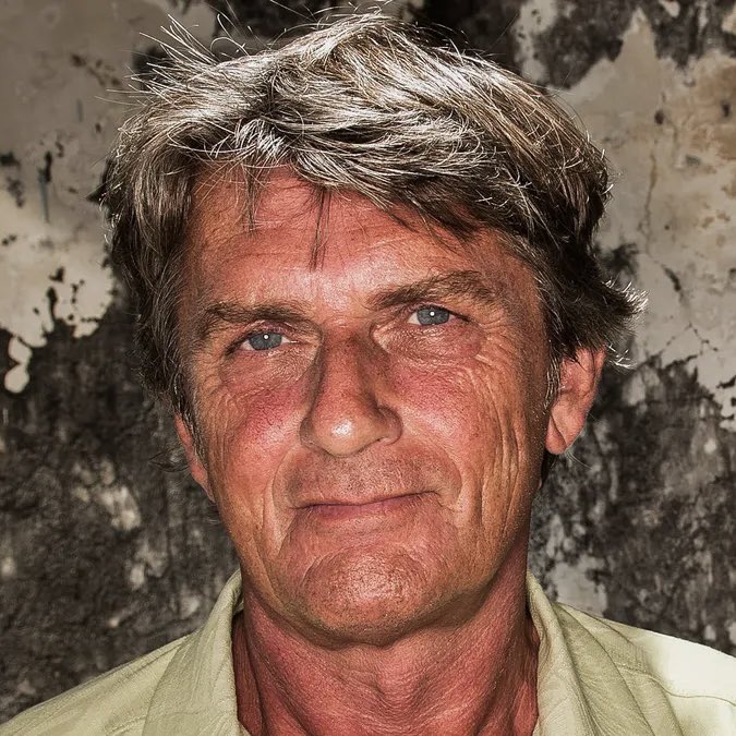 Happy 71st birthday to Mike Oldfield!
