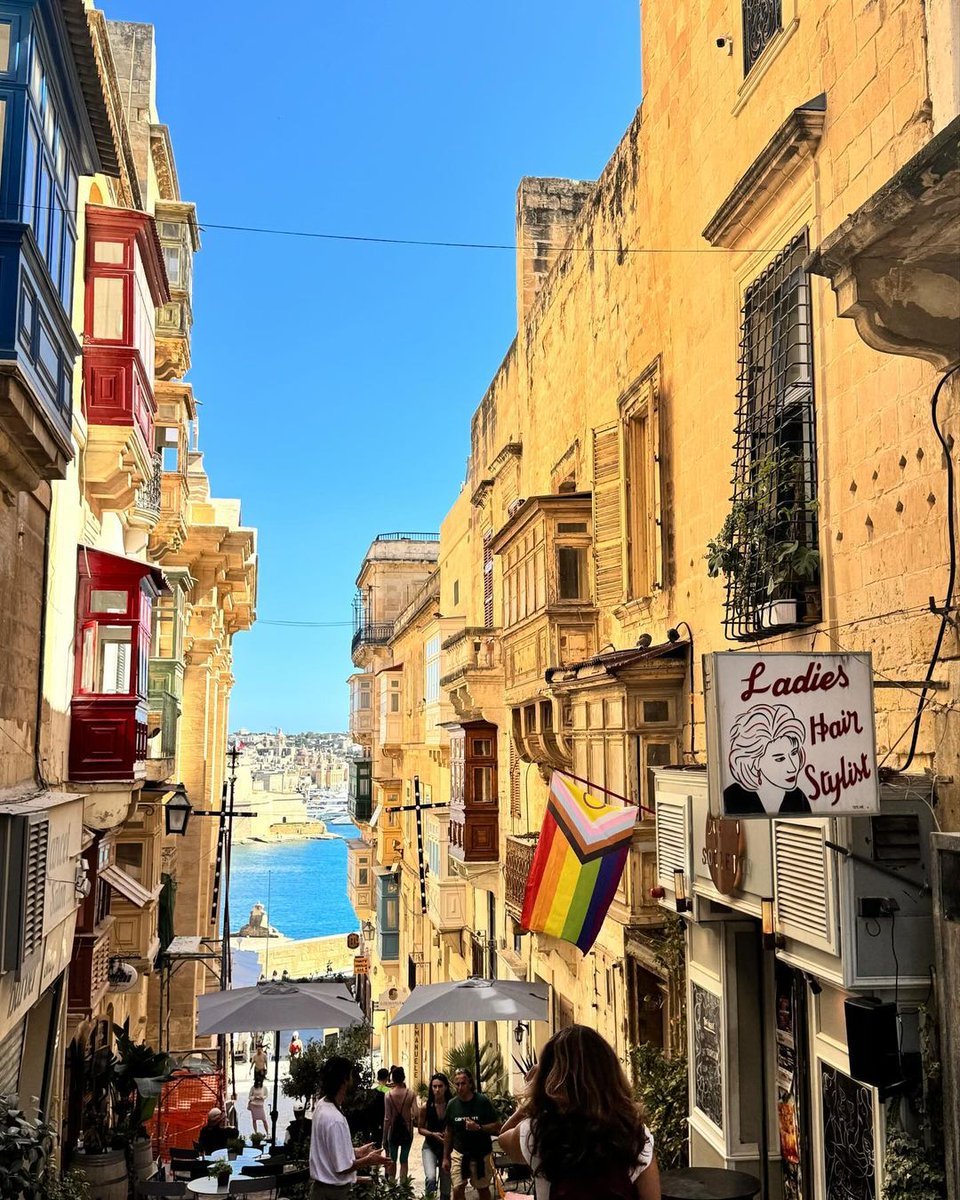 Ready to taste your way through Valletta? Join a guided walking tour for a delicious journey through history and culture, indulging in mouth-watering regional specialties. #ExploreMore

📸: @iwasinspiredby_
