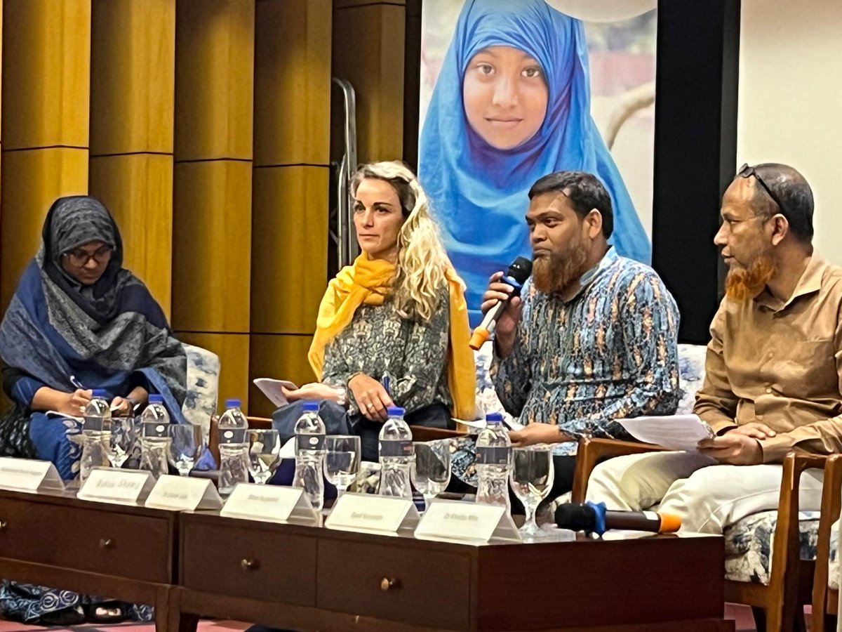 GAGE programme (@gage_programme) on Twitter photo <a href="/njones_gage/">Nicola Jones</a> <a href="/UNICEF/">UNICEF</a> <a href="/BRACJPGSPH/">BRAC James P Grant School of Public Health</a> @BIGD_bracu <a href="/ODI_Global/">ODI Global | odi-global.bsky.social</a> @UChittagong <a href="/BRACUniversity/">BRAC University</a> <a href="/FCDOResearch/">FCDO Research, Science and Technology</a> <a href="/KhadijaMitu3/">Khadija Mitu</a> "Child marriage persists due to underlying gender norms that do not value girls despite rising education rates and positive learning outcomes" (Dr Muhammad Munir Hussain of <a href="/UNFPABangladesh/">UNFPA Bangladesh</a>)
Read some of the drivers of child marriage in Bangladesh here 👉bit.ly/3WGXFOD <a href="/njones_gage/">Nicola Jones</a> <a href="/UNICEF/">UNICEF</a> <a href="/BRACJPGSPH/">BRAC James P Grant School of Public Health</a> @BIGD_bracu <a href="/ODI_Global/">ODI Global | odi-global.bsky.social</a> @UChittagong <a href="/BRACUniversity/">BRAC University</a> <a href="/FCDOResearch/">FCDO Research, Science and Technology</a> <a href="/KhadijaMitu3/">Khadija Mitu</a> "Child marriage persists due to underlying gender norms that do not value girls despite rising education rates and positive learning outcomes" (Dr Muhammad Munir Hussain of <a href="/UNFPABangladesh/">UNFPA Bangladesh</a>)
Read some of the drivers of child marriage in Bangladesh here 👉bit.ly/3WGXFOD