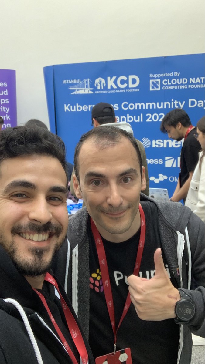 We are welcoming @_ediri!! We are so lucky to have you in this event as a speaker! Thank you so much for attending! #kcd #kcdistanbul #cncfistanbul