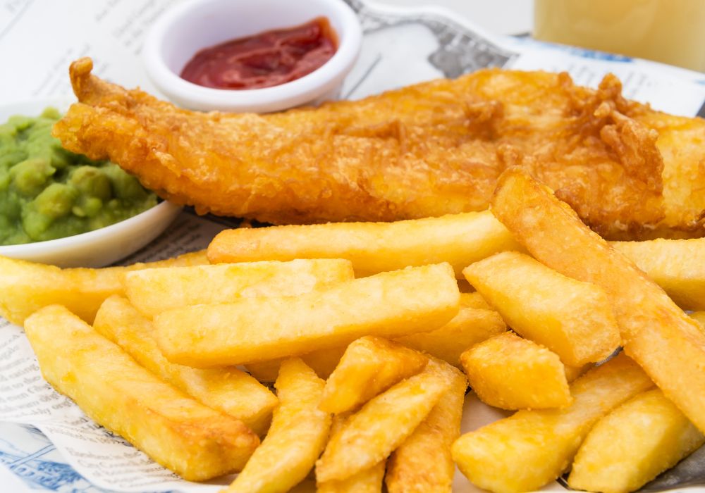 This week sees the start of National Smile month! What makes you smile? Your favourite food like a portion of fish and chips for example? Treat yourself today … #nationalsmilemonth