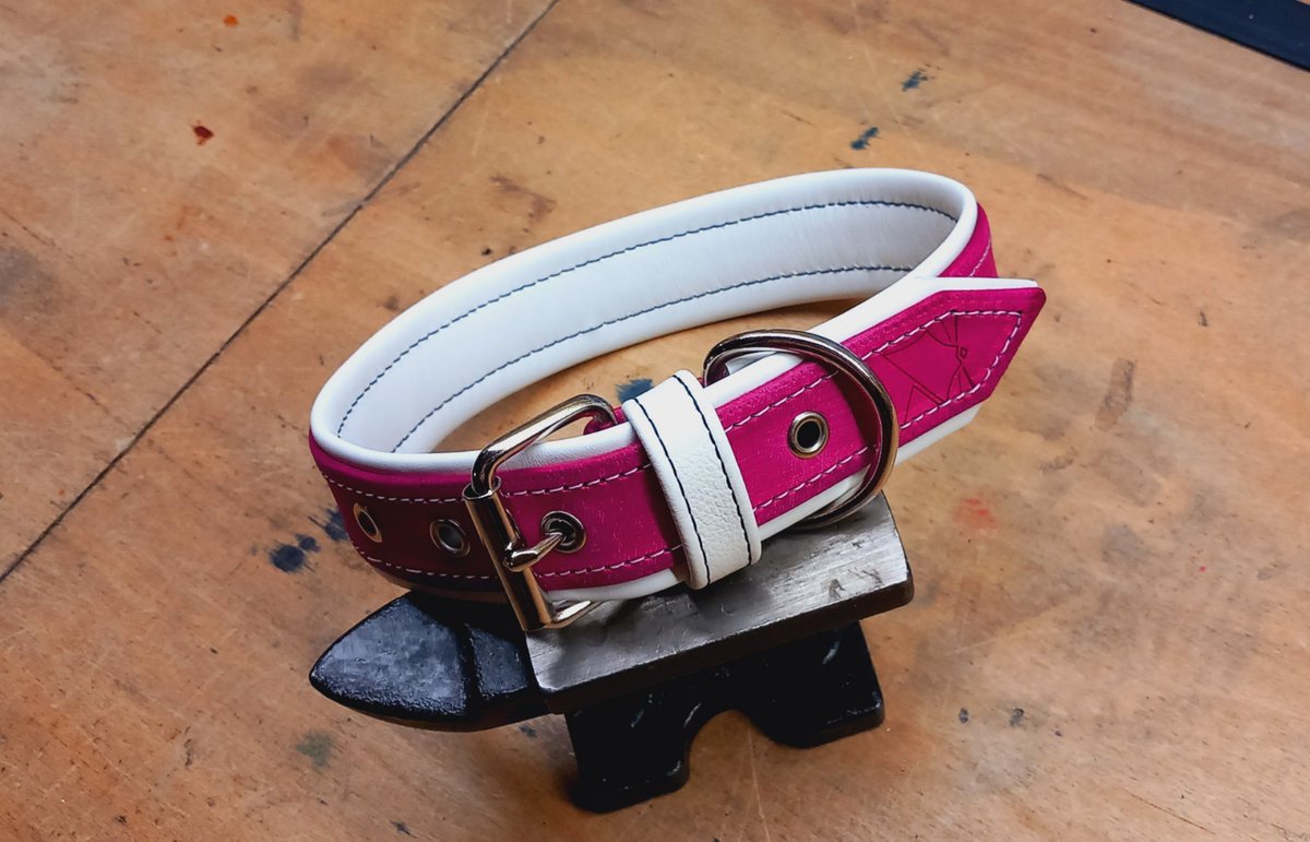 Classic collar Pink and white colors Pm if interested #leatherwork #leathercollar