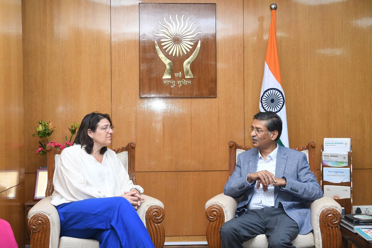 🇳🇱🇮🇳 Meaningful exchange of ideas. @BurbachKaren,Head of Gender, Amb @marisagerards had an insightful discussion with Mr. Bharat Lal, SG @India_NHRC & Ms Anita Sinha, JS on working🤝towards common goals➡️equal rights & opp. for all & contribute to a more inclusive & equitable🌐