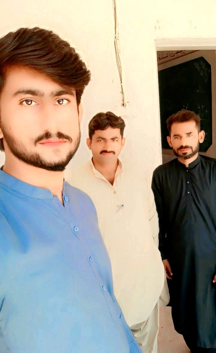 ali_arshad303's tweet photo. نہ جانے کون سی خوشبو سے تُو بنایا گیا 
تری  مہک  تری  تصویر  سے  بھی  آتی ہے https://t.co/ZAWnHODwnf