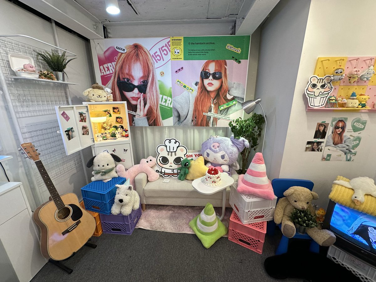 GHR_515's tweet photo. 6.오디너리 아카이브 (햄토린)

귀염뽀짝 햄토린 가득인 카페 내부도 이쁘게 꾸며두심!
키링 가챠 8번 해서 1번 중복 빼고 다 모았다!!ㅎㅎ

 #방가방가_해린이날 https://t.co/2WuYQIcsWo