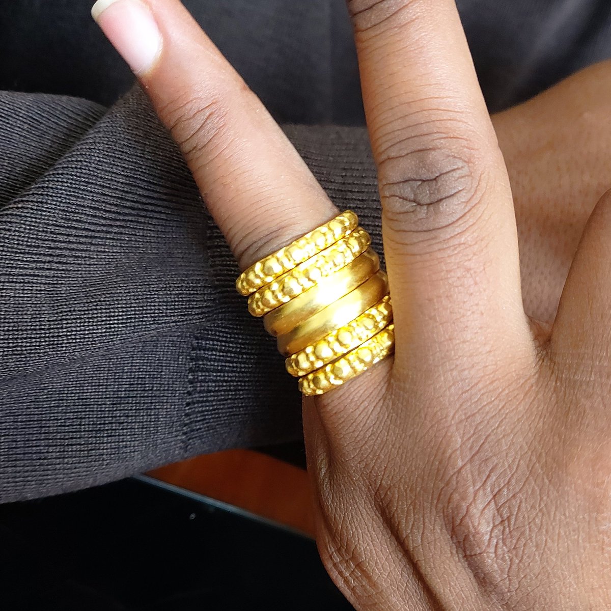 hanuna21's tweet photo. Anyone who wants to have this gold kindly DM me🤗
Biyya alaatis hin erginaa. https://t.co/rfnDpnf2IS
