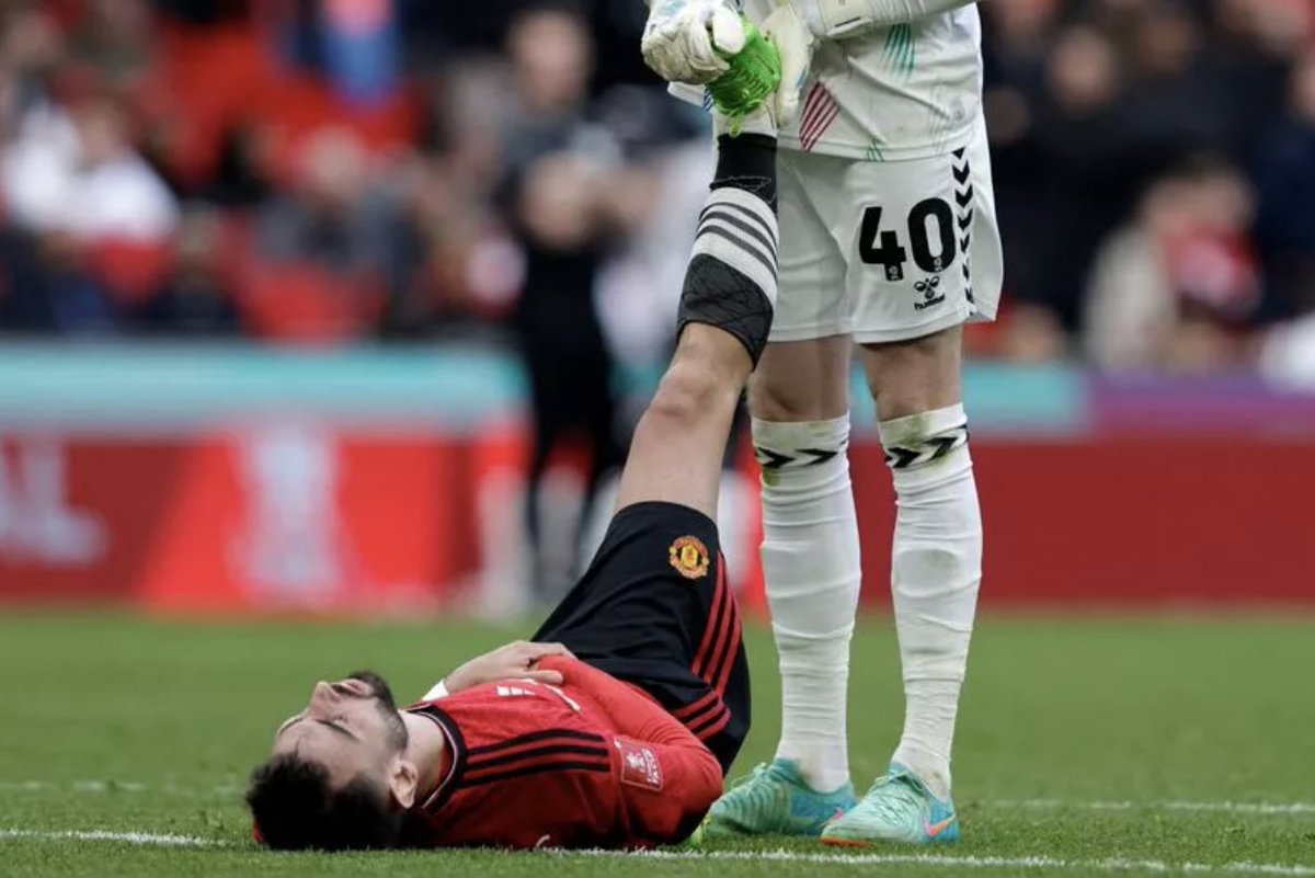 Manchester United hoping to have five players back from injury for FA Cup final #mufc manchestereveningnews.co.uk/sport/football…