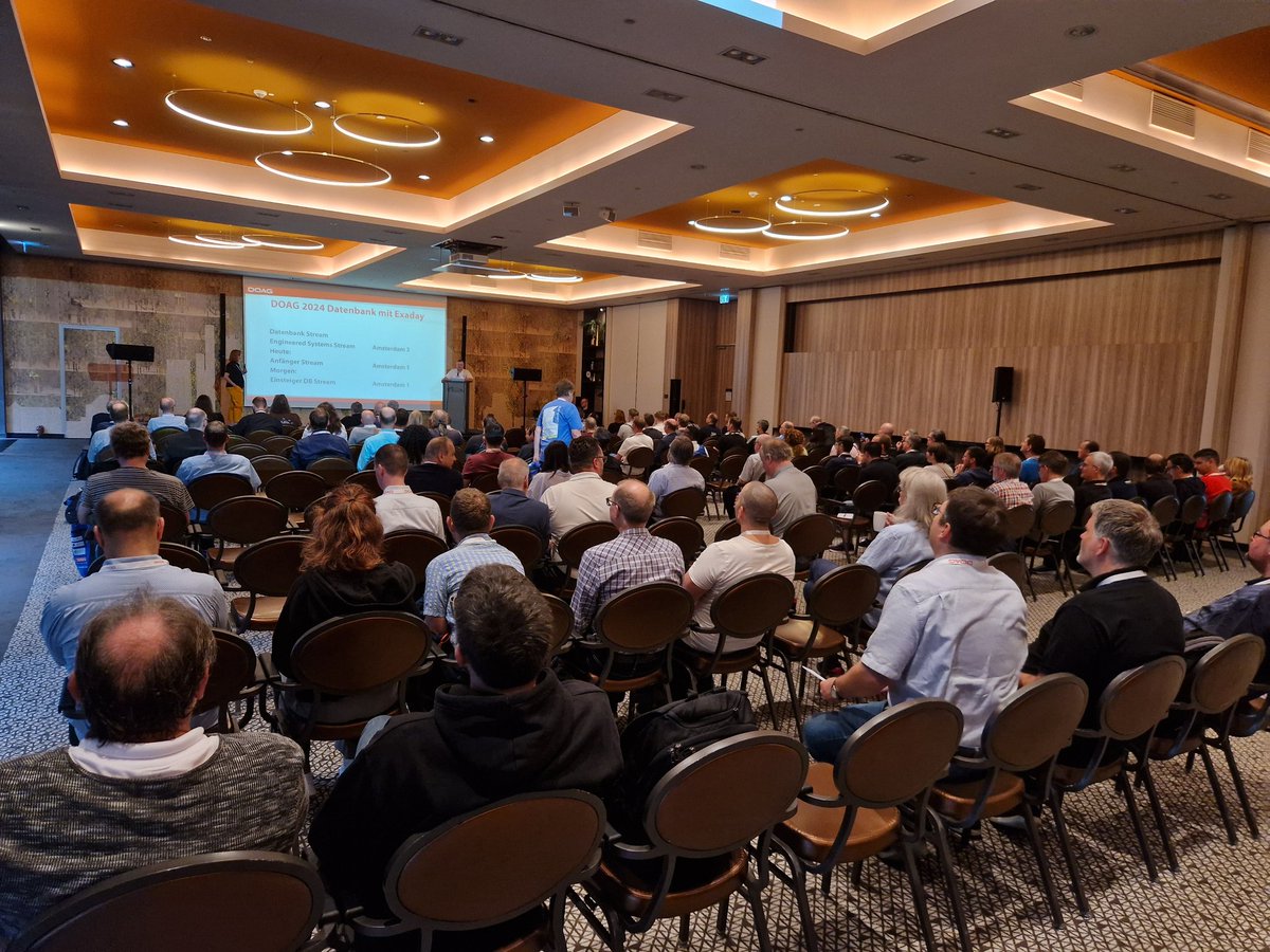 Jessica Steger and <a href="/ctrieb/">Christian Trieb</a> are kicking off #DOAGDB24 <a href="/DOAGeV/">DOAG e.V.</a> in Düsseldorf. Full room, packed agenda and a great lineup of speakers, all ready to share their knowledge with the #community