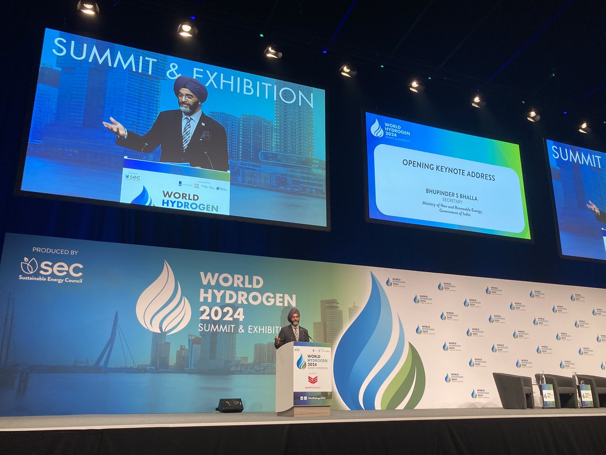 Secretary #Bhalla of @GovernmentIndia making convincing case that #India is on its way 2 become a global leader in #renewablehydrogen & #electrolysers manufacturing #WorldHydrogen2024