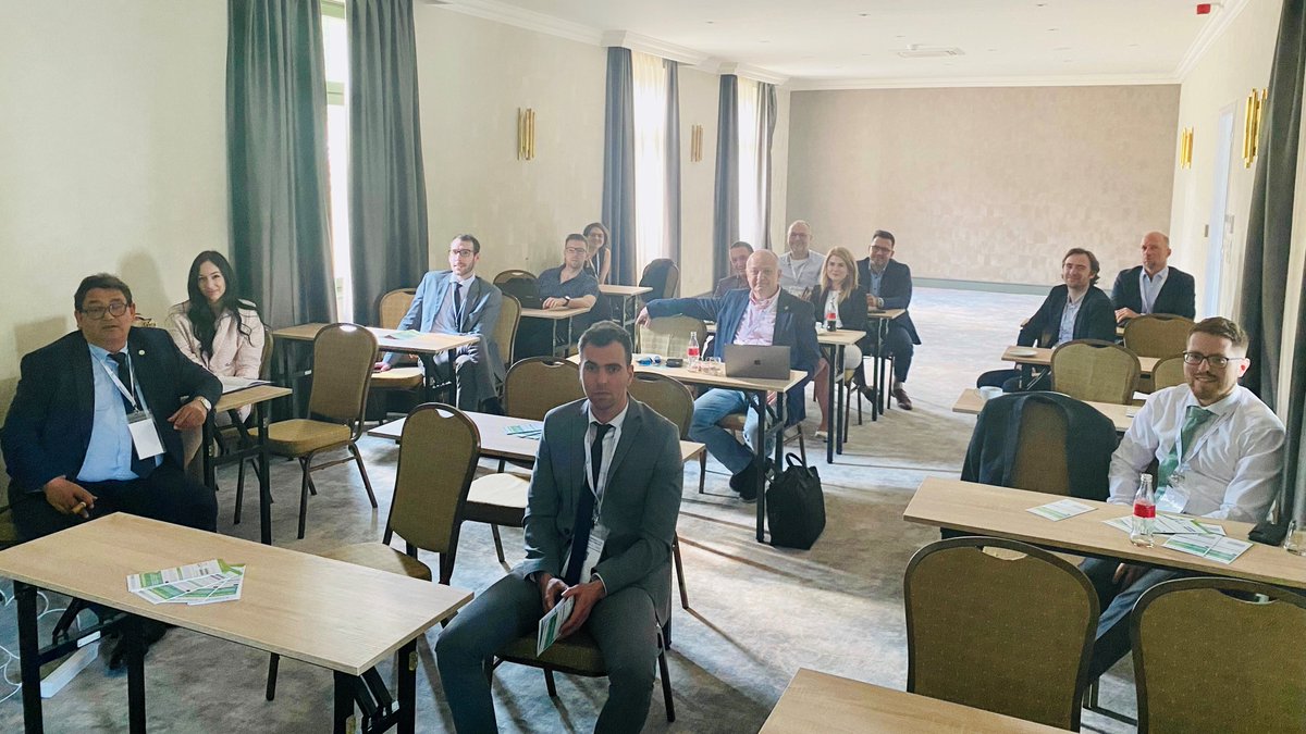 PROFID_EU's tweet photo. #PROFIDEHRA starts soon in Hungary and we had the great chance to present the trial to EP experts during the Annual Meeting of the Hungarian Society of Cardiology. Thank you Prof. Bela Merkely (@DrMerkely) and Dr. Annamaria Kosztin (@KosztinMd) for this very important opportunity https://t.co/tIWFpgC2Z7