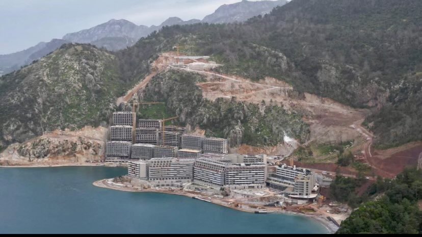 🚧🧱 Muğla Marmaris Kızılbük: Sinpaş’ın talanını bu saatten sonra inceleseler ne olacak?