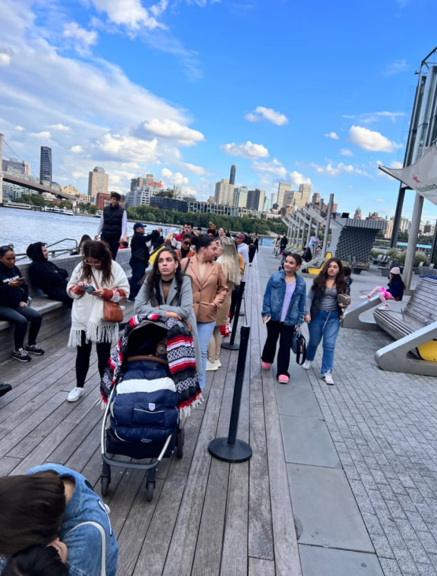 HueKatelin's tweet photo. I will share with you photos of my life in New York recently. If you want to see more scenery photos, please let me know. https://t.co/L6XgGEHqv6