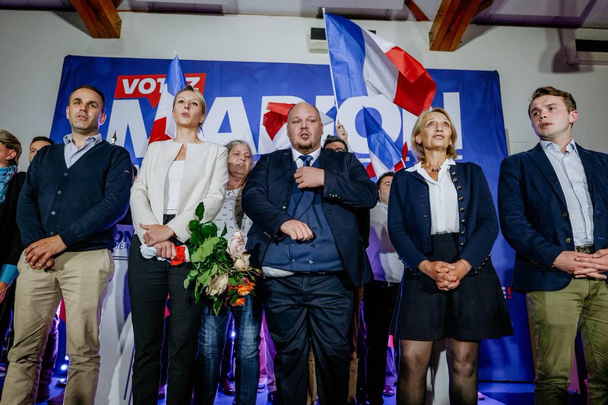 📌Salle comble à Albias, dans le Tarn-et-Garonne, pour une belle réunion publique autour de @MarionMarechal !
#VotezMarion