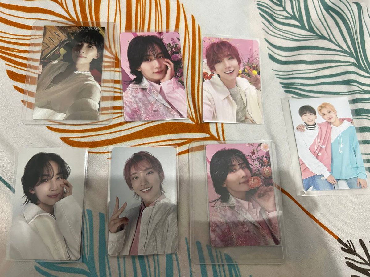 ic interest check wts lfb

Interest check for these Jeonghan and joshua photocards, reply which pcs interested and budget as well ^^

t. seventeenth heaven always yours seventeen