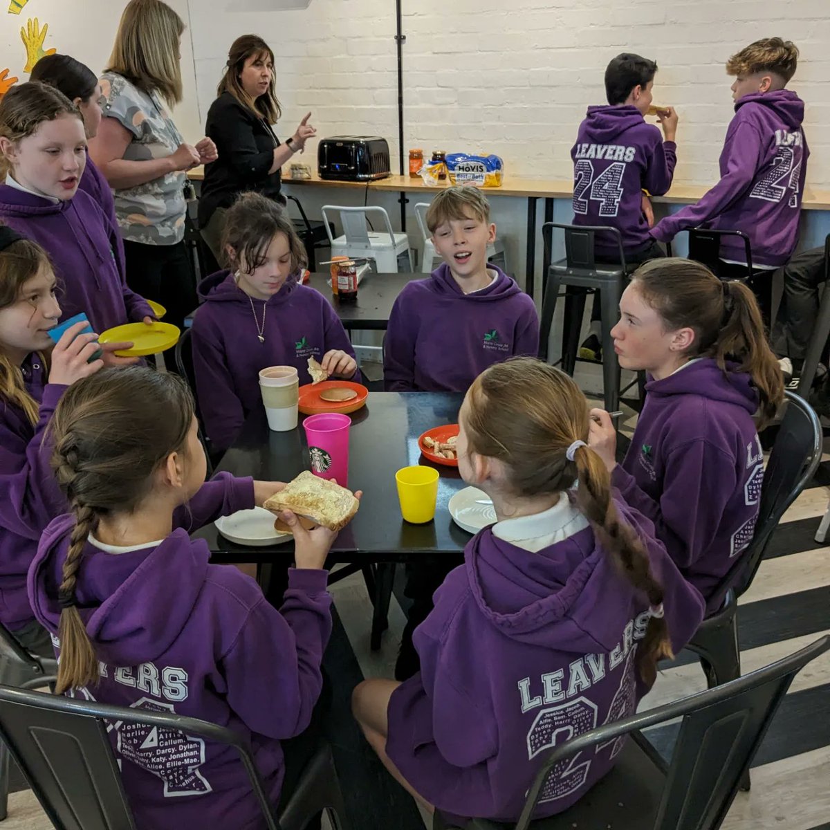 Maple Cross School tweet media