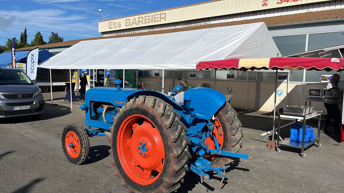 C’est parti pour une journée porte ouverte chez notre partenaire Ets Barbier à Flexanville. Le soleil est au rdv et nous sommes prêt à accueillir les futurs Scopix’agri!!!!🤝🌞